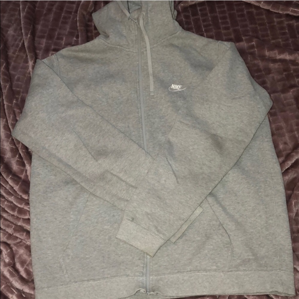 Nike Sweater